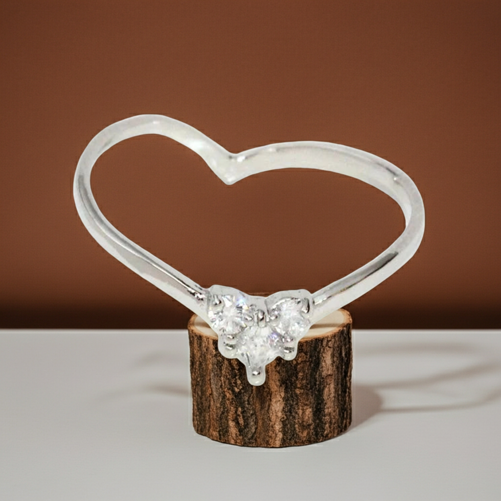 Japanese ring- Nickel-free 3-stone cubic zirconia heart-shaped ring- Made in Japan