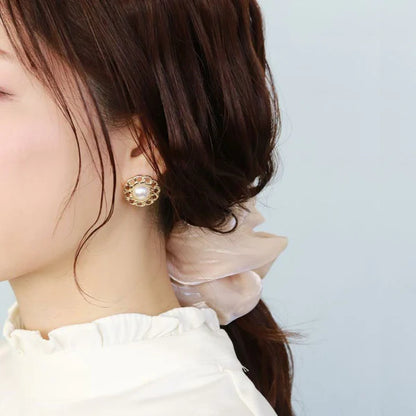Japanese earrings- Lace Pearl Circle Earrings