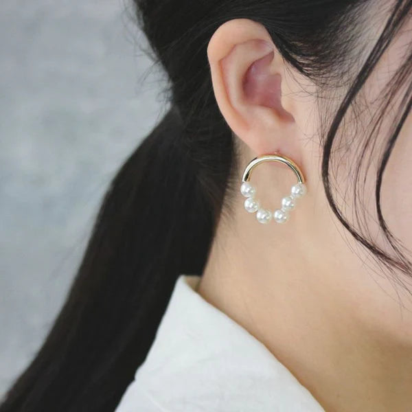 Japanese earring- Silver Pearl circle earrings