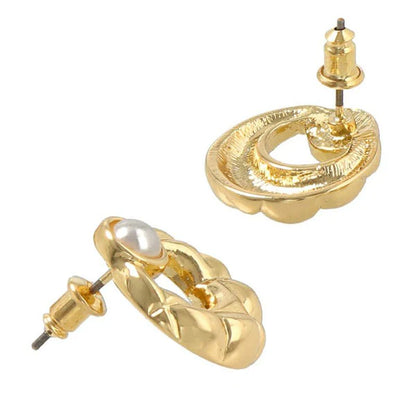 Japanese earring- Quilted Pearl Stud Earrings