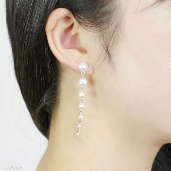 Japanese earrings- Petite Gradient Pearl Studs