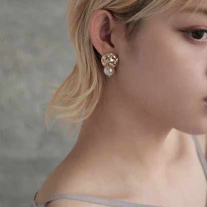 Japanese earrings- Nickel-Free Quilted Circle Pearl  Earrings