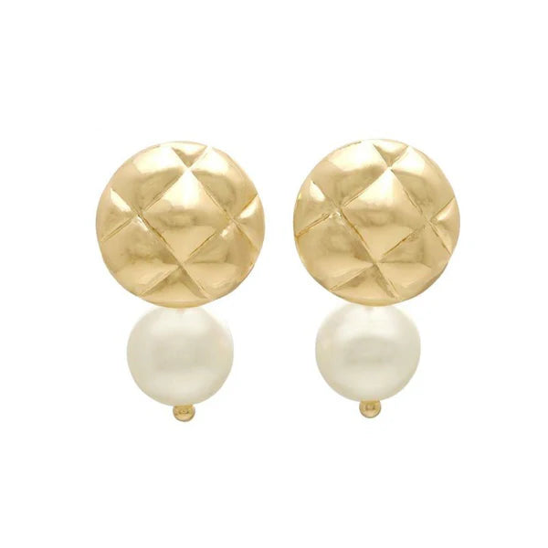 Japanese earrings- Nickel-Free Quilted Circle Pearl  Earrings