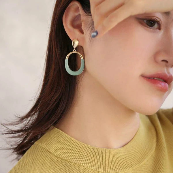 Japanese non-pierced earrings- Minimal Marble Oval Earrings – Screw-Back Style